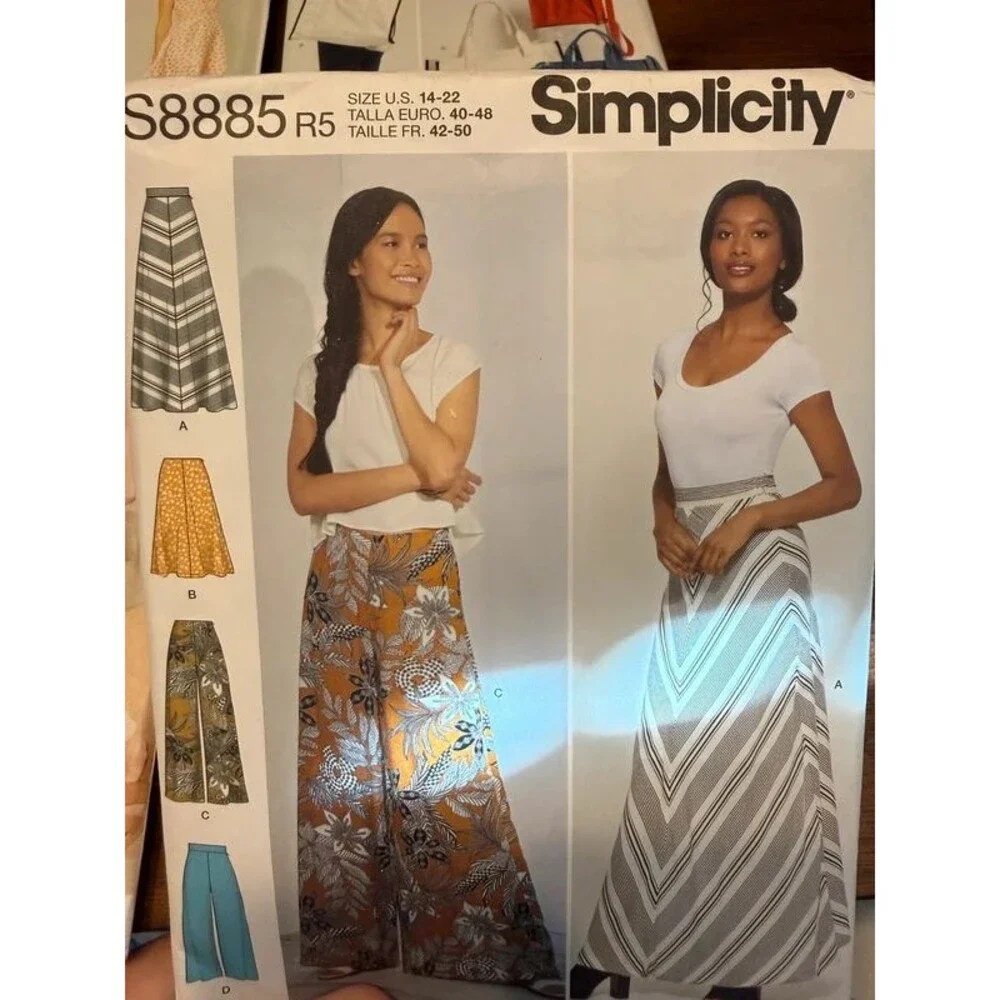 Lot of 6 Sewing Patterns Simplicity McCall's New Look Dresses Tops Aprons Bags